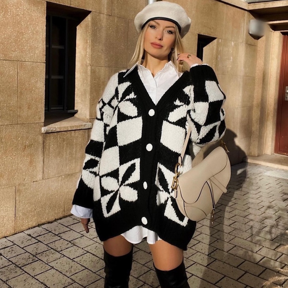 Zara Black and White Geometric Cardigan